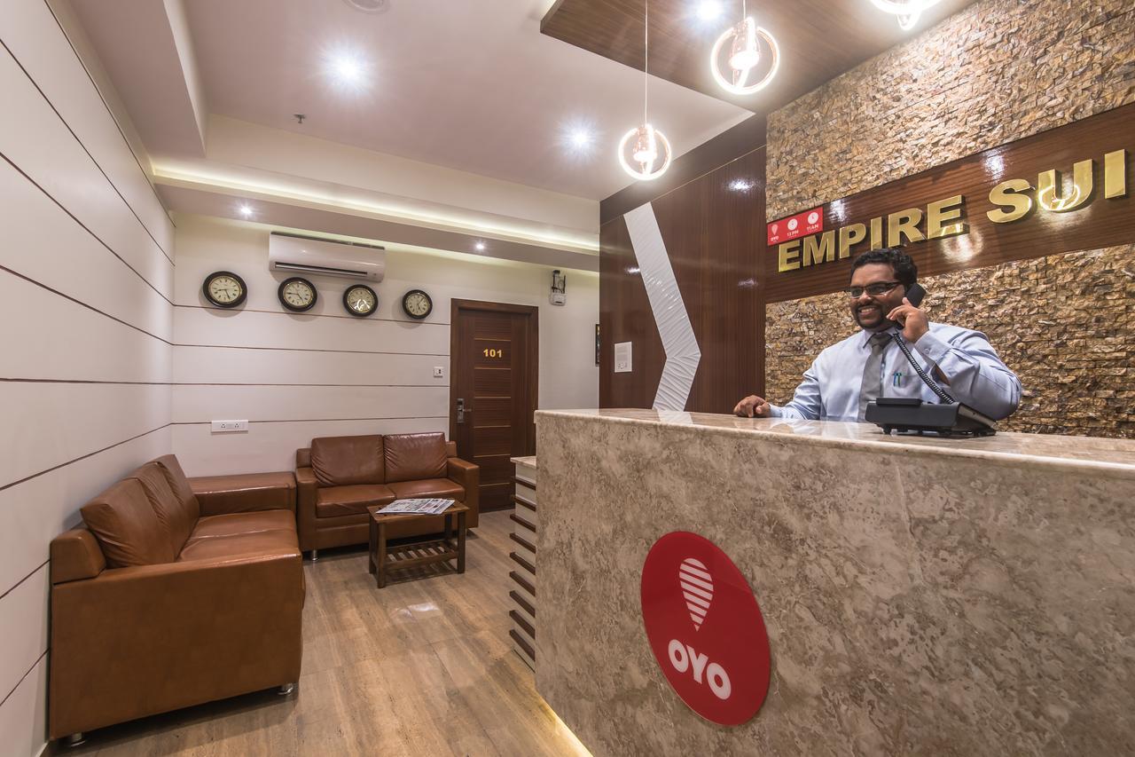 Oyo 9328 Empire Suite Navi Mumbai Exterior foto